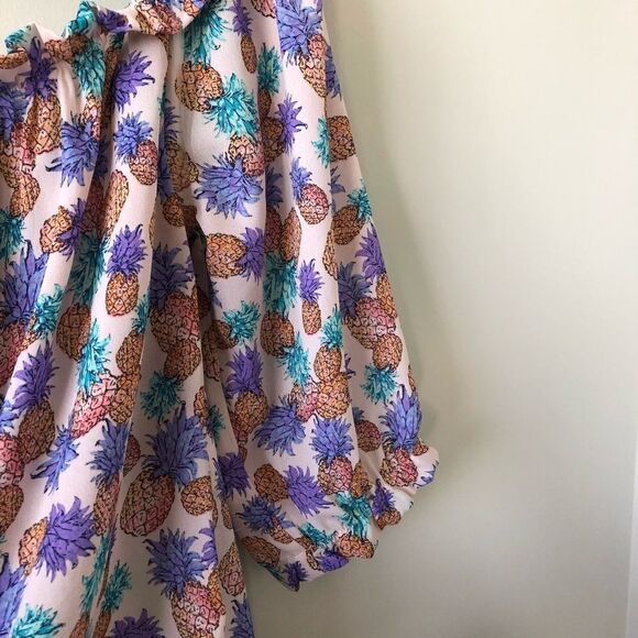 TWIK Off Shoulder Pineapple Top (Size:Large) - Picture 5 of 5